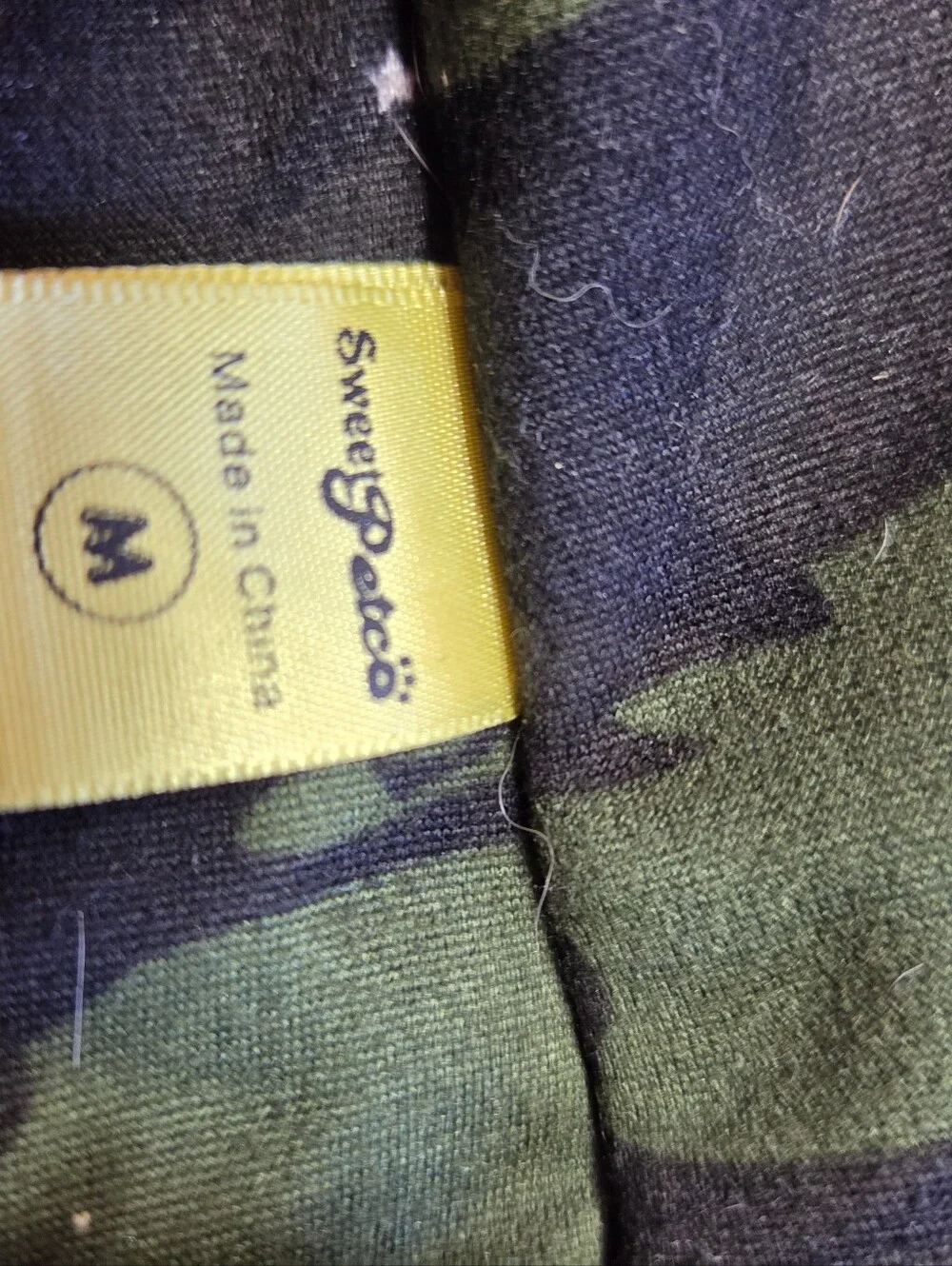 SweetPetco Camouflage Star Pattern Dog Vest Shirt – Size Medium
